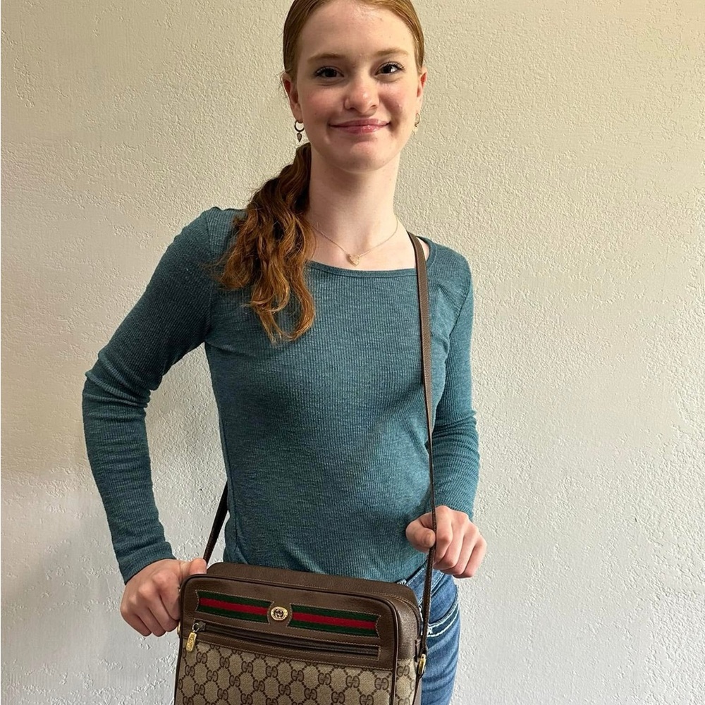 Gucci Brown and Green Crossbody Bag with GG Pattern and Gold Hardware - Picture 7 of 9